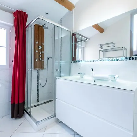 Beautiful 1 Bed Apt W/balcony Nr Le Suquet Apartment